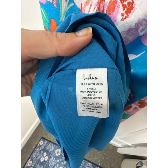 NWT Lulu's Floral Blue Dress Size S - Picture 9 of 9